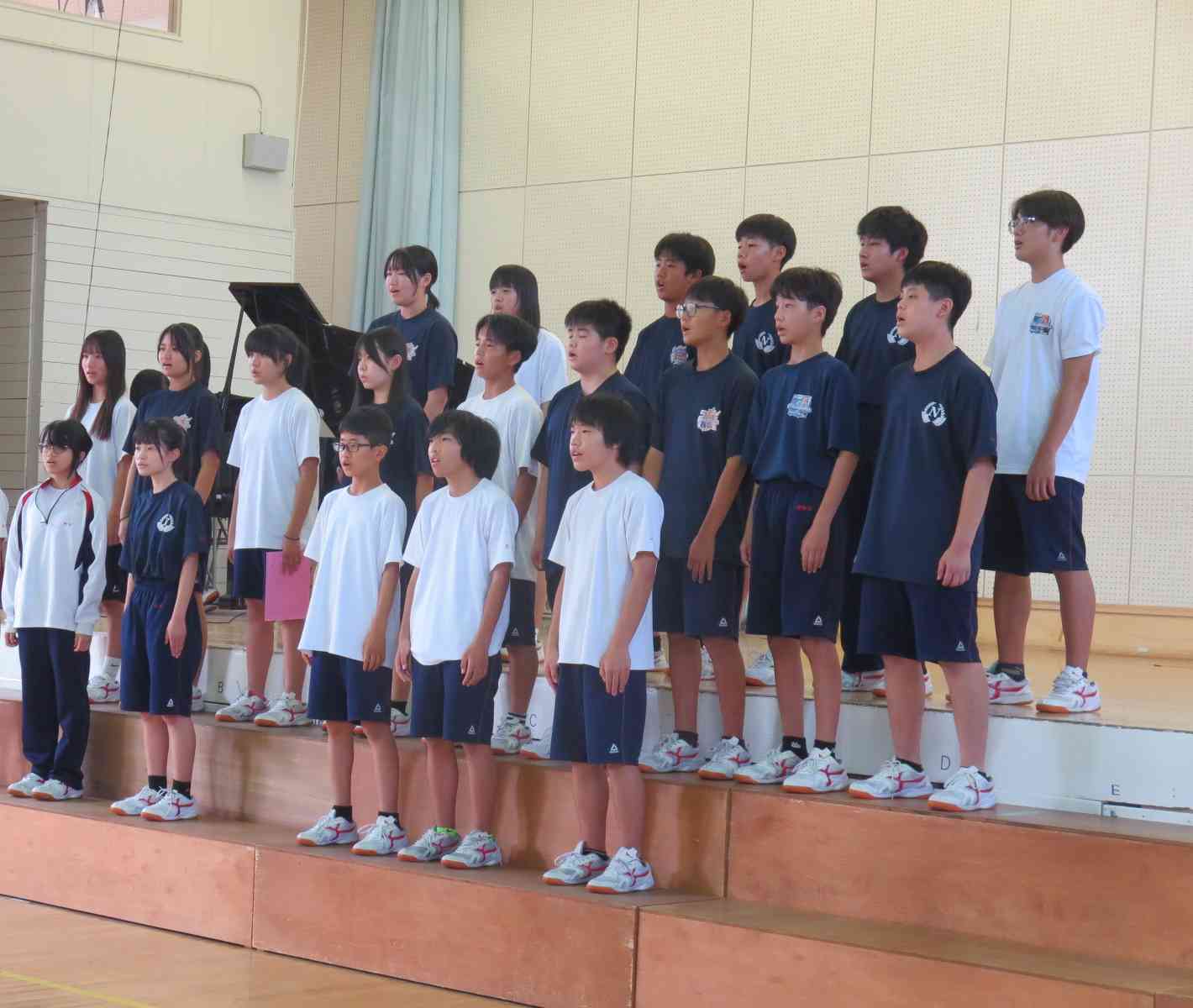 ２年３組合唱