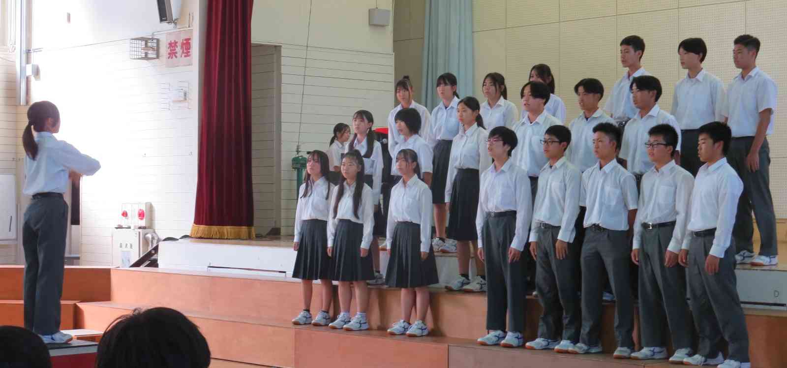 ３年１組合唱