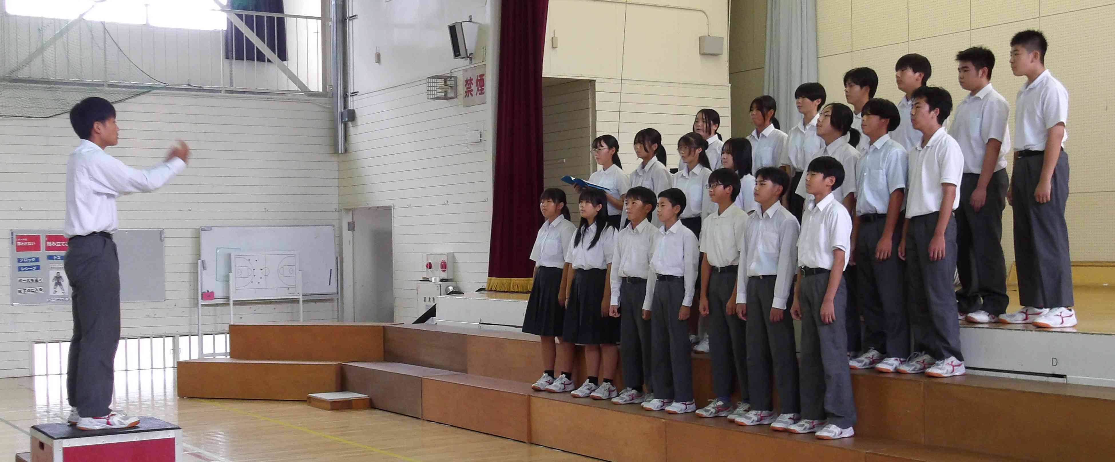 ２年２組合唱